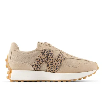New Balance Women's 327 Sneakers In Sand