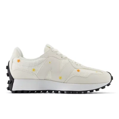 New Balance Women's 327