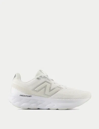 New Balance Women's 520v9 Shoes
