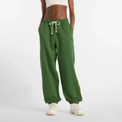 New Balance Women's Athletics French Terry Jogger In Green