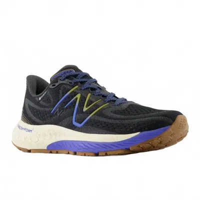 New Balance Women's Fresh Foam X 880v13 Gore-tex Shoes - D Width In Black / Marine Blue In Multi