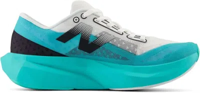 New Balance Women's Fuelcell Rebel V4 Shoes In Cyber Jade