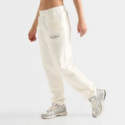 New Balance Women's Logo Cuffed Jogger Pants In Salt/spruce
