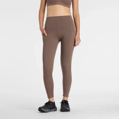 New Balance Women's Rc Pocket Legging 25" In Brown