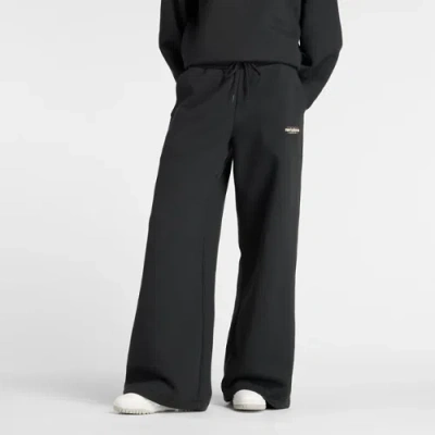New Balance Women's Reimagined Fleece Wide Leg Pant In Black