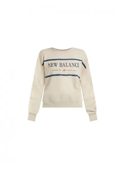 New Balance Women's Sweatshirt  Wt51923 In Neutral