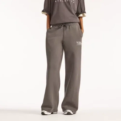 New Balance Damen Trackside Fleece Pant In Grau, Baumwollfleece, Grösse Xl In Gray