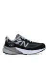 New Balance Black Low Top Sneakers With Logo Detail In Suede And Tech Fabric Woman In Black