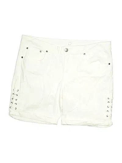Pre-owned New Directions Shorts In Ivory