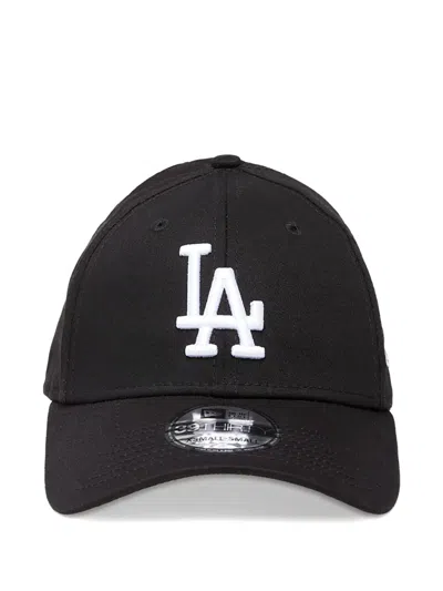 New Era 39thirty League Essential Los Angeles Dodgers Cap In Black