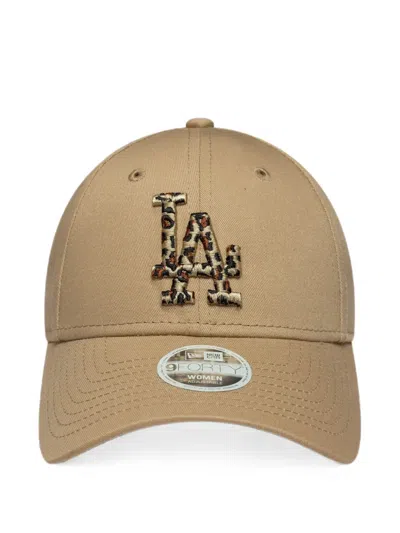 New Era 9forty Animal-infill Baseball Cap In Brown