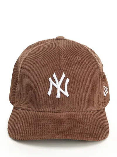 New Era 9forty M-crown New York Yankees Mlb Cord Hats Brown In Blue