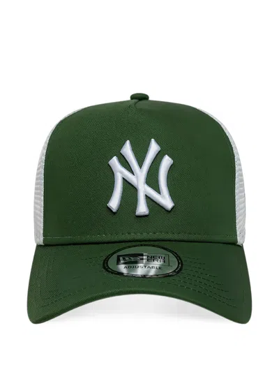 New Era 9forty Yankees Mlb League Essential Trucker Cap In Multi