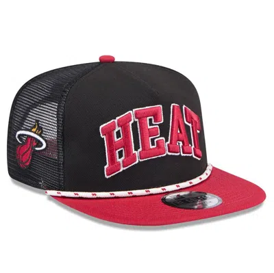 New Era Men's Black/red Miami Heat Throwback Team Arch Golfer Snapback Hat In Black Red