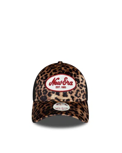 New Era Cap 60771767 Leopard-print Trucker Baseball Cap In White
