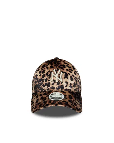 New Era Cappellino 9forty New York Yankees Mlb Leopard Velluto Marrone Scuro In Brown