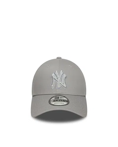 New Era Classic Fit Cap In Gray