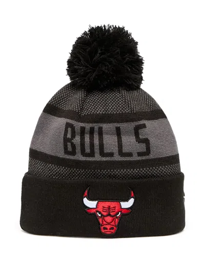 New Era Chicago Bulls Beanie In Black