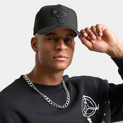 New Era Chicago Bulls Nba 9forty Snapback Hat In Black