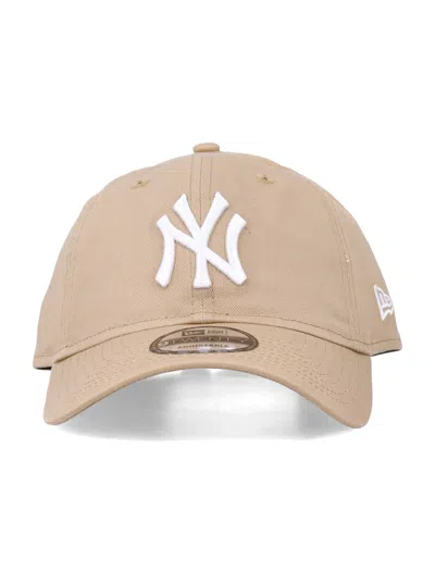 New Era Essential 9twenty Cap - New York Yankees In Camel White