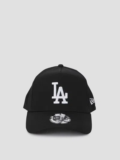 New Era Essential E-frame Cap In Blkwhi