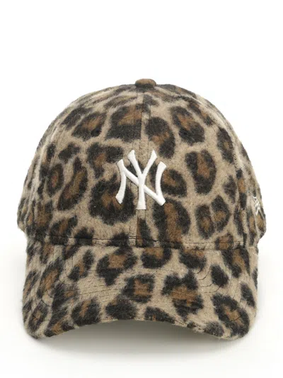 New Era Forty New York Yankees Cosy Animal Hats Animalier In Brown