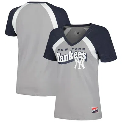New Era Gray New York Yankees Heathered Raglan V-neck T-shirt