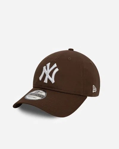 New Era League Essential 9twenty In Brown