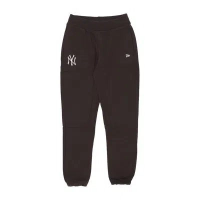 New Era Lightweight Tracksuit Pants Women Mlb Lifestyle Joggers Neyyan Brown/white In Black