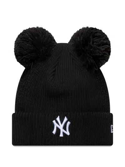 New Era Logo Hat In Black