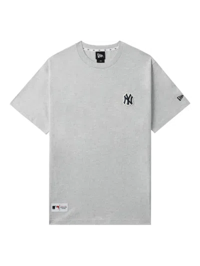 New Era Logo-patch Cotton T-shirt In Gray