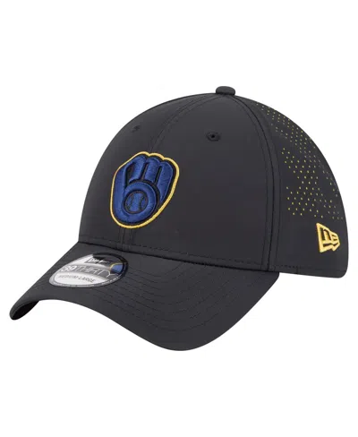 New Era Men's Black Milwaukee Brewers Night 39thirty Flex Hat