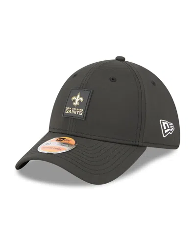 New Era Men's Black New Orleans Saints 2025 Sideline 39thirty Flex Hat