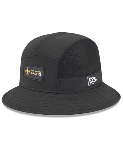 New Era Men's Black New Orleans Saints 2025 Sideline Bucket Hat