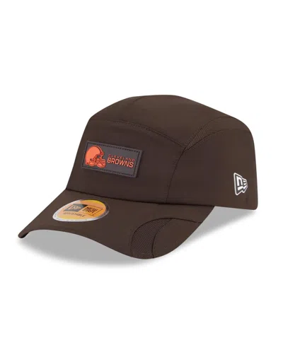 New Era Men's Brown Cleveland Browns 2025 Sideline Runner Adjustable Hat
