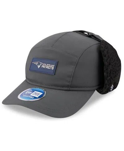 New Era Men's Charcoal New England Patriots 2025 Sideline Cold Weather Runner Dog Ear Adjustable Hat In Gray