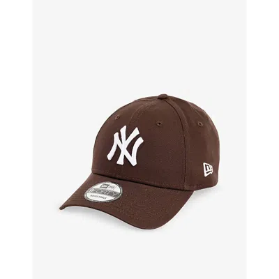 New Era Mens Dark Brown 9forty New York Yankees Cotton Cap