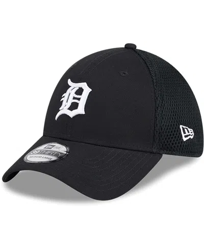 New Era Men's Detroit Tigers Evergreen Black White Neo 39thirty Flex Hat