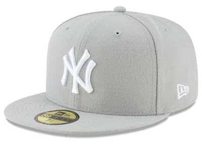 Pre-owned New Era Men's  New York Yankees 59fifty Fitted Hat In Grey/white