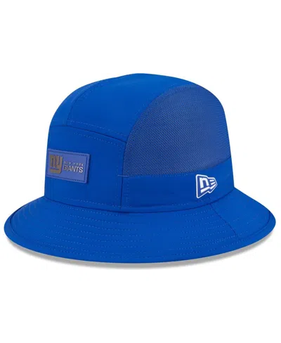 New Era Men's Royal New York Giants 2025 Sideline Bucket Hat In Blue