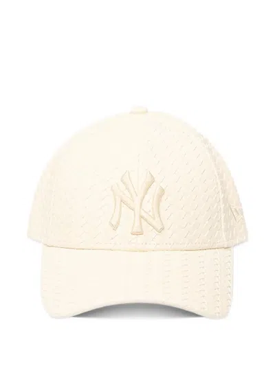 New Era New York Yankees 9forty Woven Baseball Cap In Neutral
