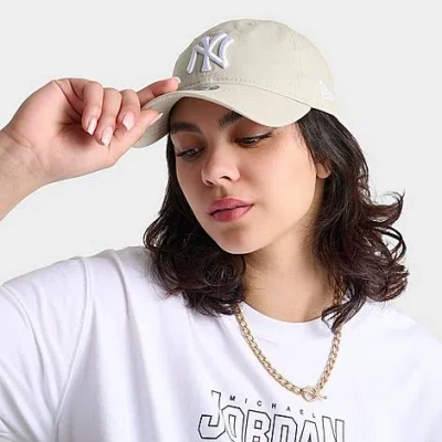New Era New York Yankees Mlb 9twenty Strapback Hat In Neutral