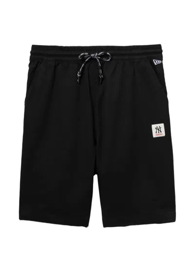 New Era Ny Yankees Shorts In Black