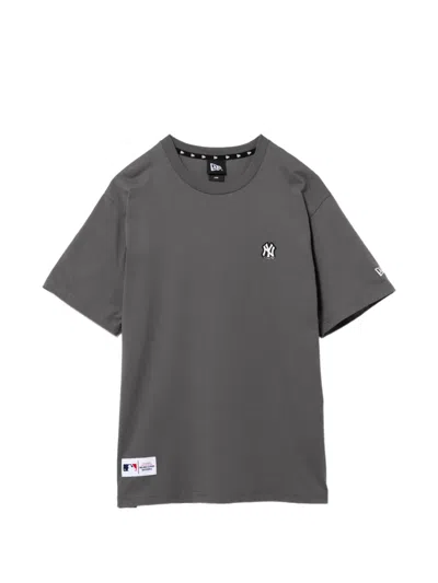 New Era Ny Yankees T-shirt In Gray