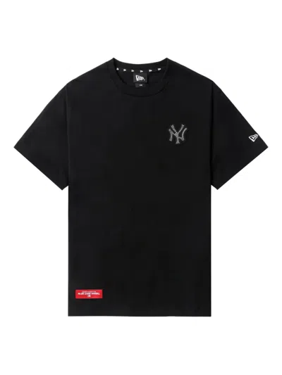New Era Rhinestone-embellished Logo T-shirt In Black