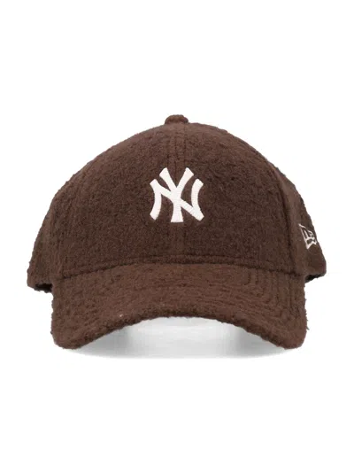 New Era Unisex Classic Cap In Marrone