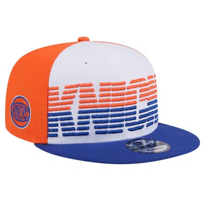 New Era Men's White/blue New York Knicks Throwback Gradient Tech Font 9fifty Snapback Hat In White Blue