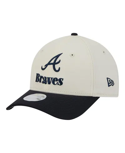 New Era Women's Cream/navy Atlanta Braves Primary 9forty M-crown Adjustable Hat In Cream,navy