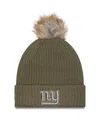 New Era Women's Dark Green New York Giants 2025 Salute To Service Cuffed Knit With Pom Hat In Green