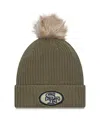 New Era Women's Dark Green San Francisco 49ers 2025 Salute To Service Cuffed Knit With Pom Hat In Green